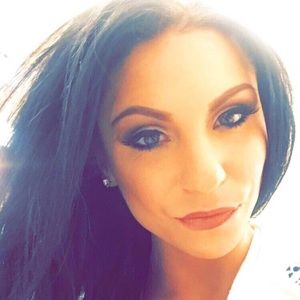 Meet your Posher, Suzanne